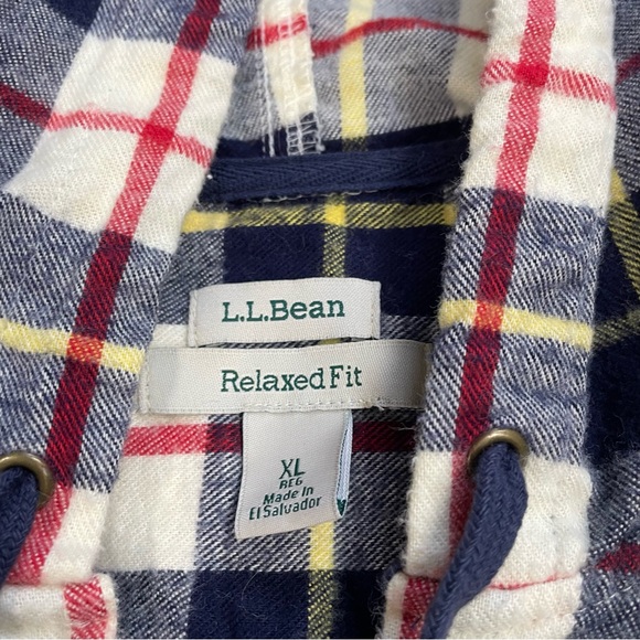 LL Bean Scotch Plaid Flannel Full Zip Hoodie Shacket XL Womens Relaxed Fit - Picture 2 of 7